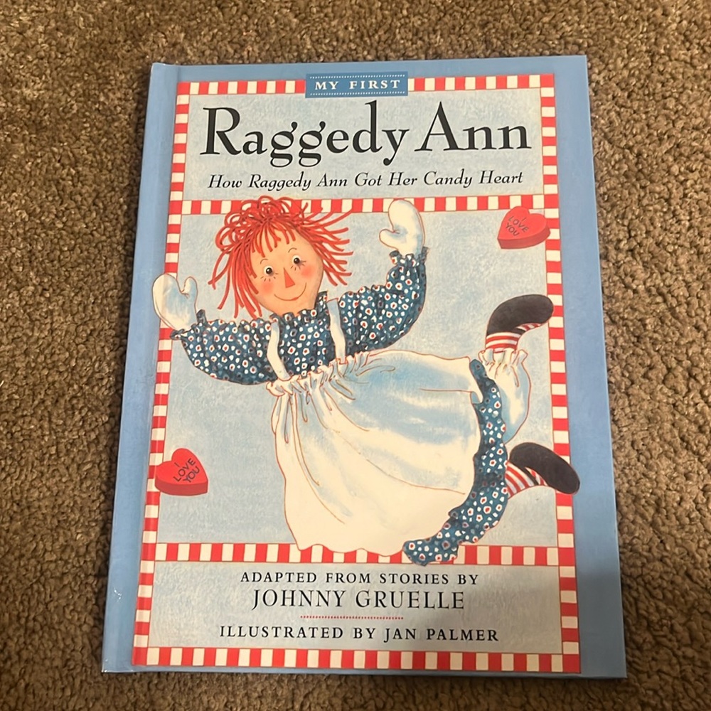 2 Raggedy Ann and Andy books + CD